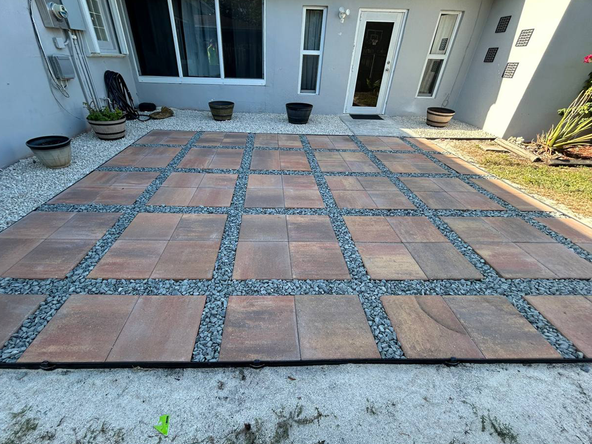 rock decoration & modern patios